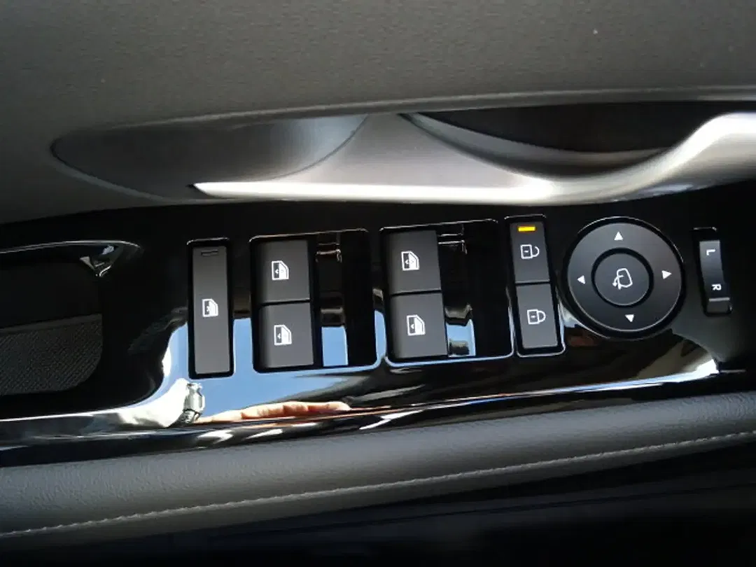 Hyundai TUCSON 1.6 Hybrid T-GDI Trend - Thumbnail 10