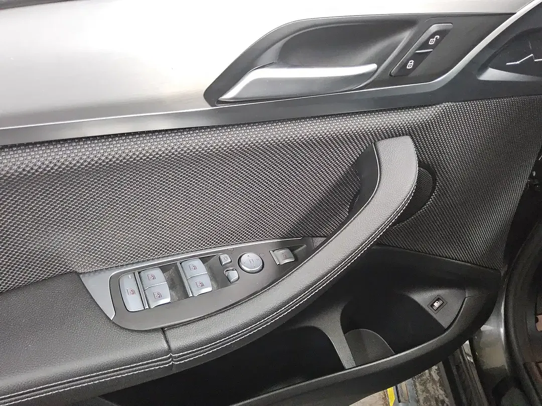 BMW X3 xDrive Advantage - Thumbnail 6