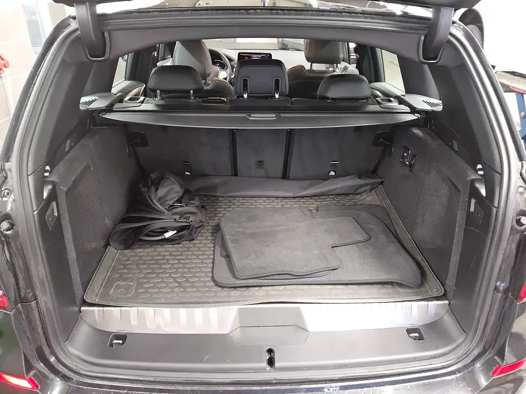 BMW X3 xDrive Advantage - Thumbnail 7