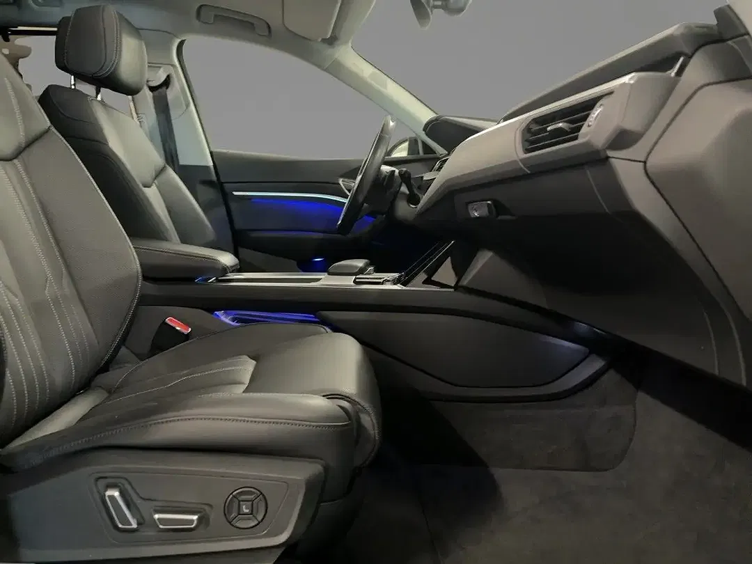 Audi Q8 e-tron 55 quattro Matrix LED advanced - Thumbnail 7
