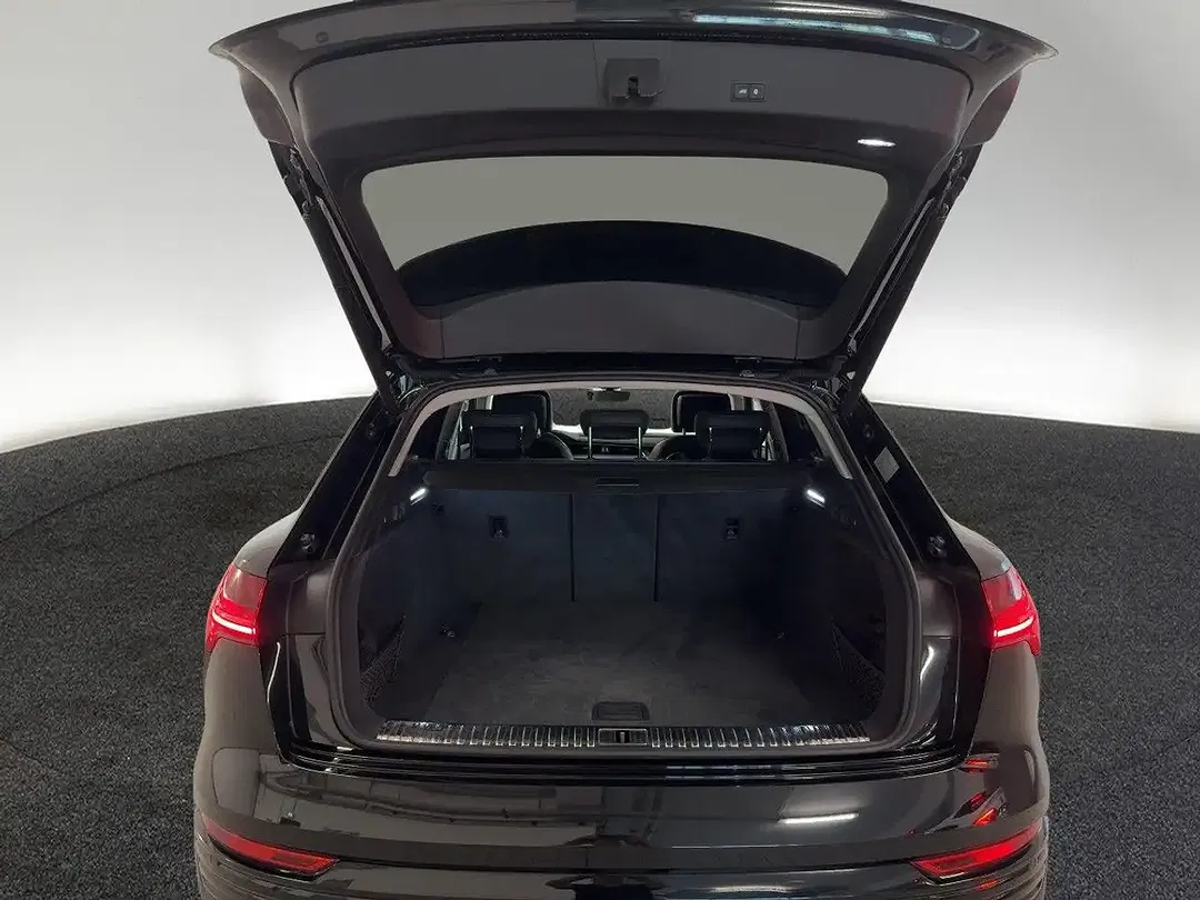 Audi Q8 e-tron 55 quattro Matrix LED advanced - Thumbnail 6