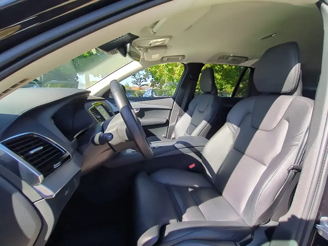 Volvo XC90 B5 AWD Plus Bright - Thumbnail 10