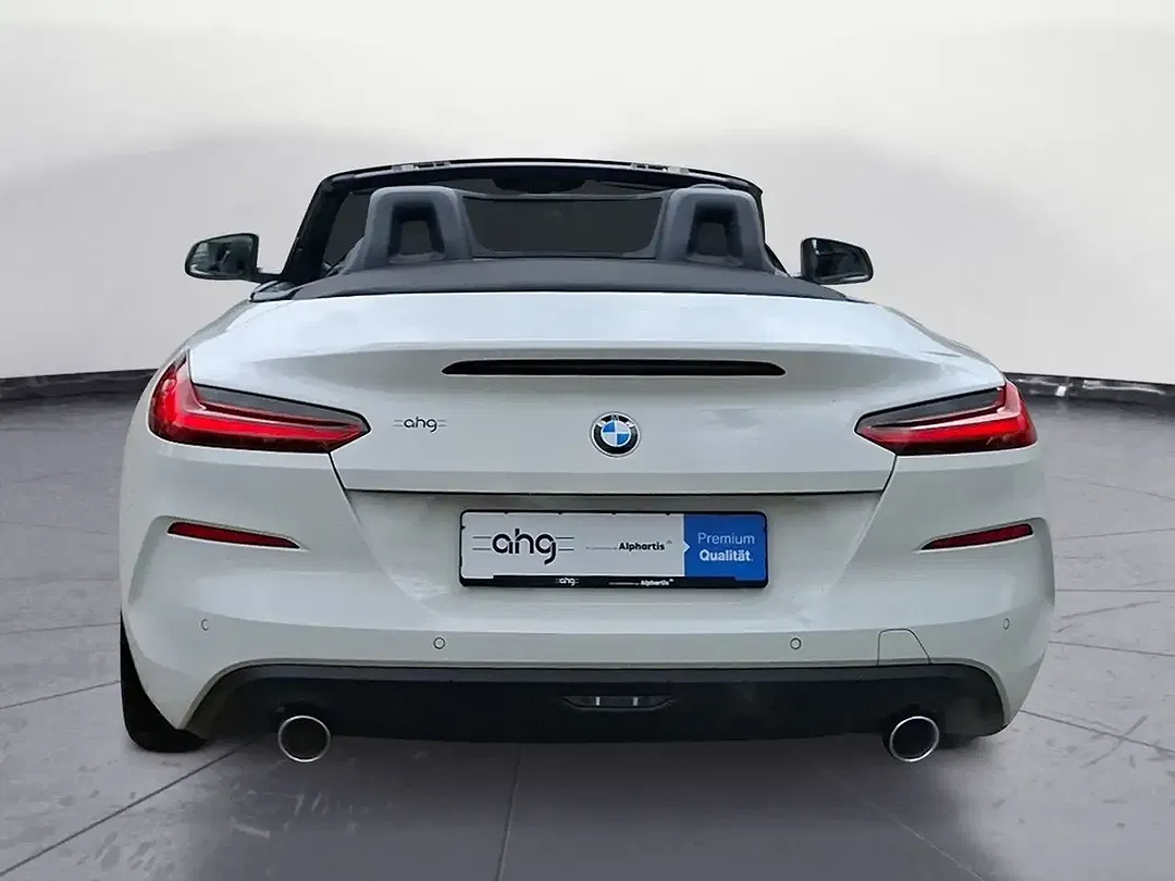 BMW Z4 sDrive Advantage Convertible - Thumbnail 3