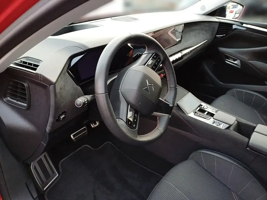 DS Automobiles DS 4 - foto 14
