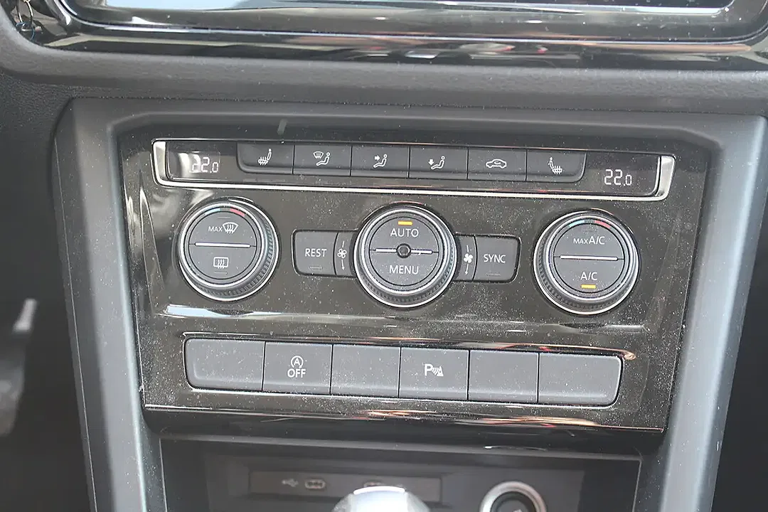 Volkswagen Touran 2.0 TDI DSG Highline - Thumbnail 11