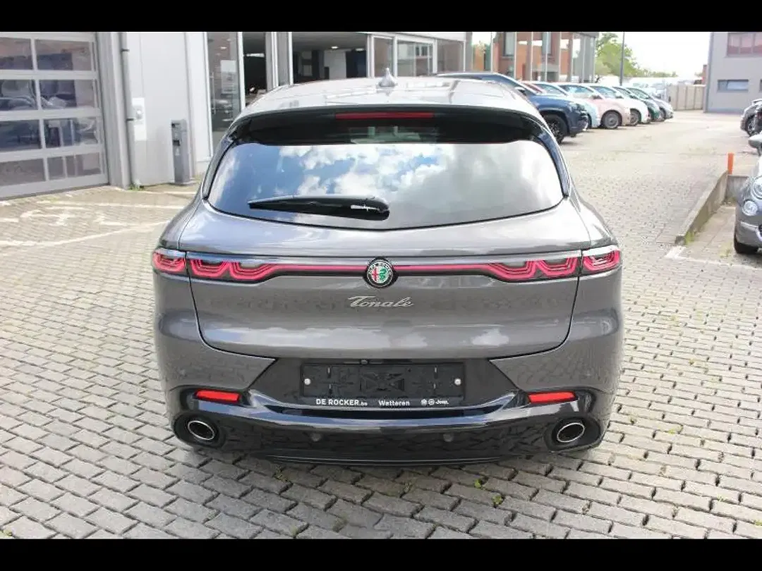 Alfa Romeo Tonale Veloce - Thumbnail 4