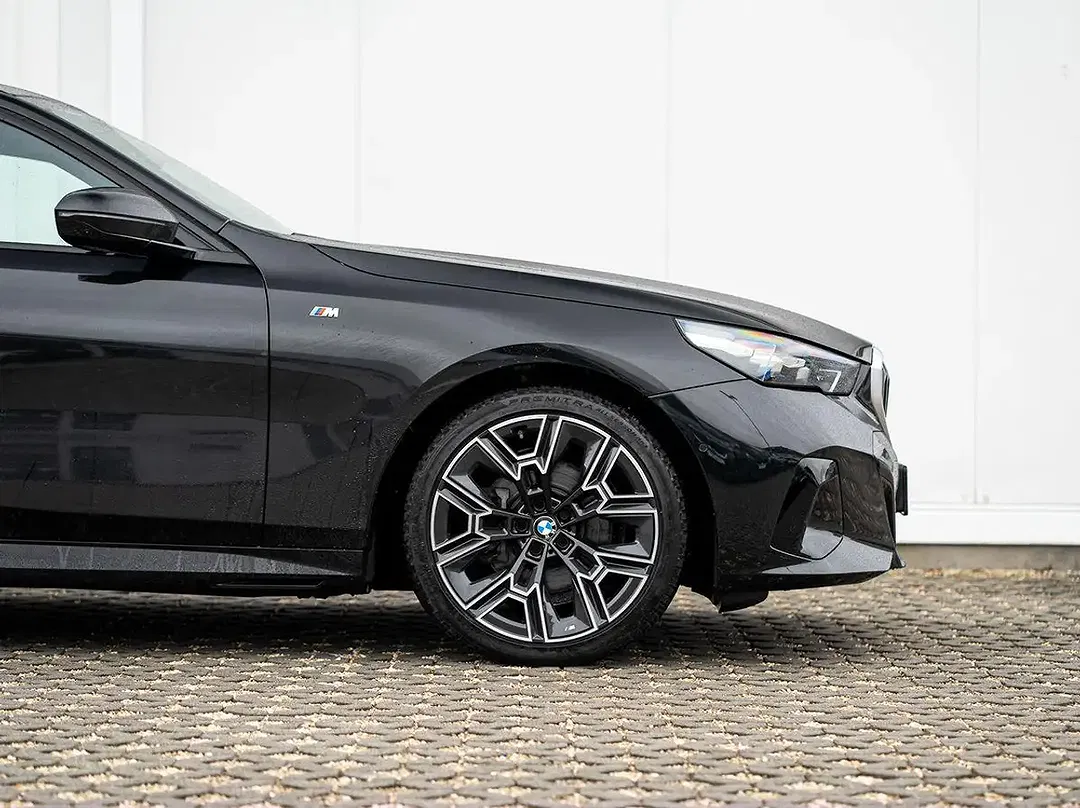 BMW 520 Touring M Sport - Thumbnail 7