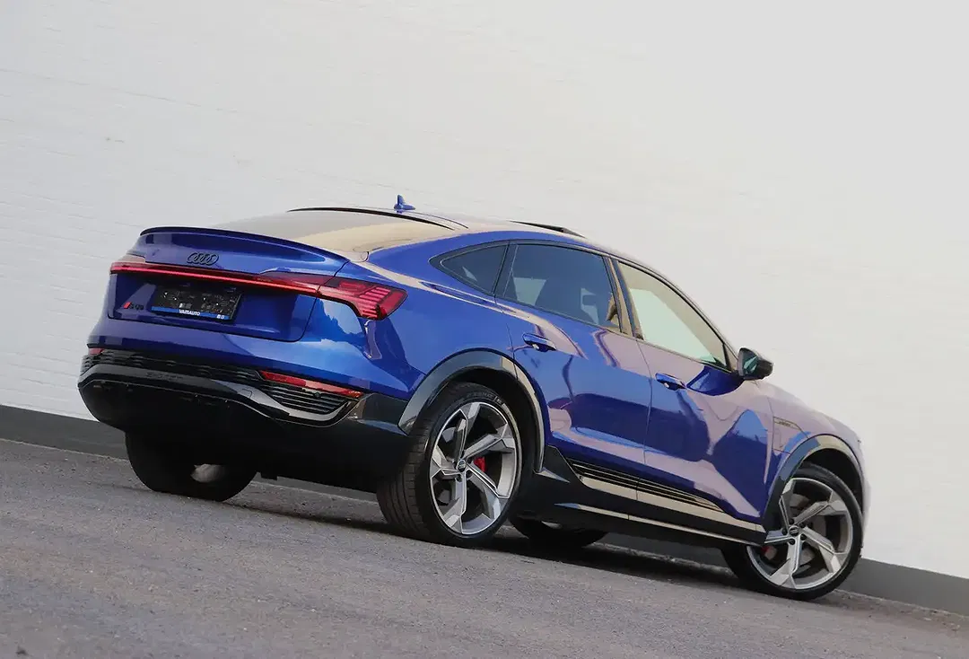 Audi SQ8 e-tron Sportback - Thumbnail 8