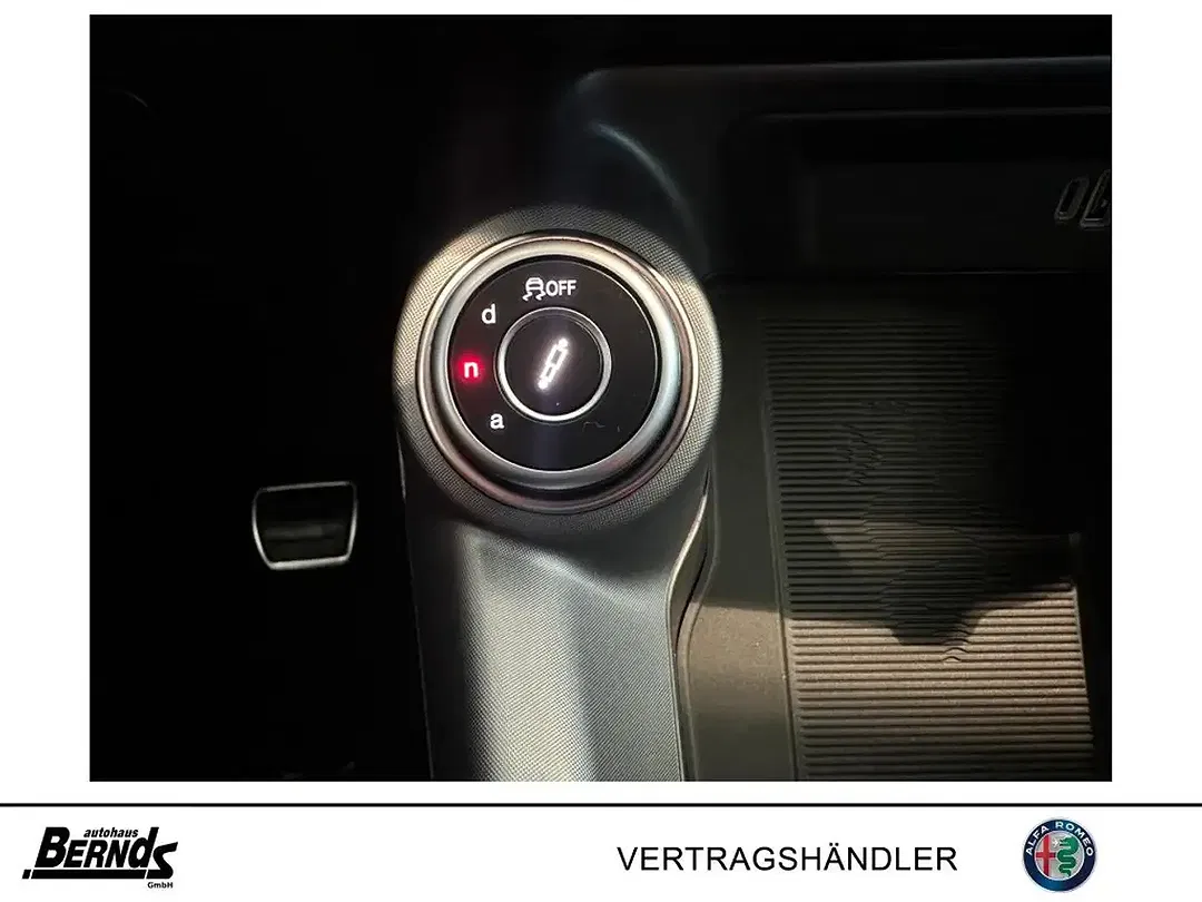 Alfa Romeo Tonale 1.5 VGT Hybrid Veloce - Thumbnail 13