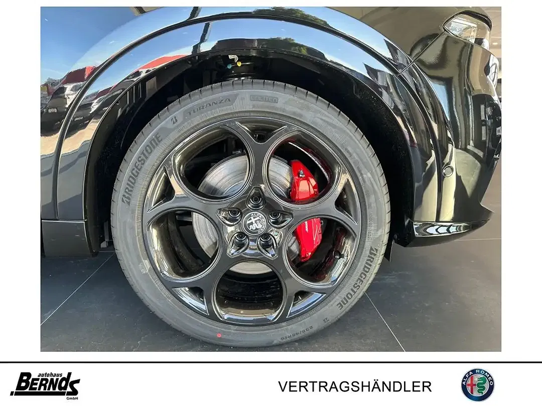 Alfa Romeo Tonale 1.5 VGT Hybrid Veloce - Thumbnail 8