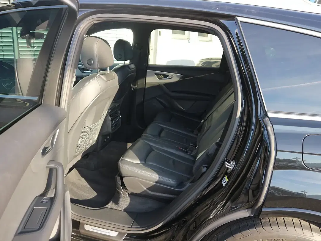 Audi Q7 55 TFSI e quattro Matrix LED S line - Thumbnail 14