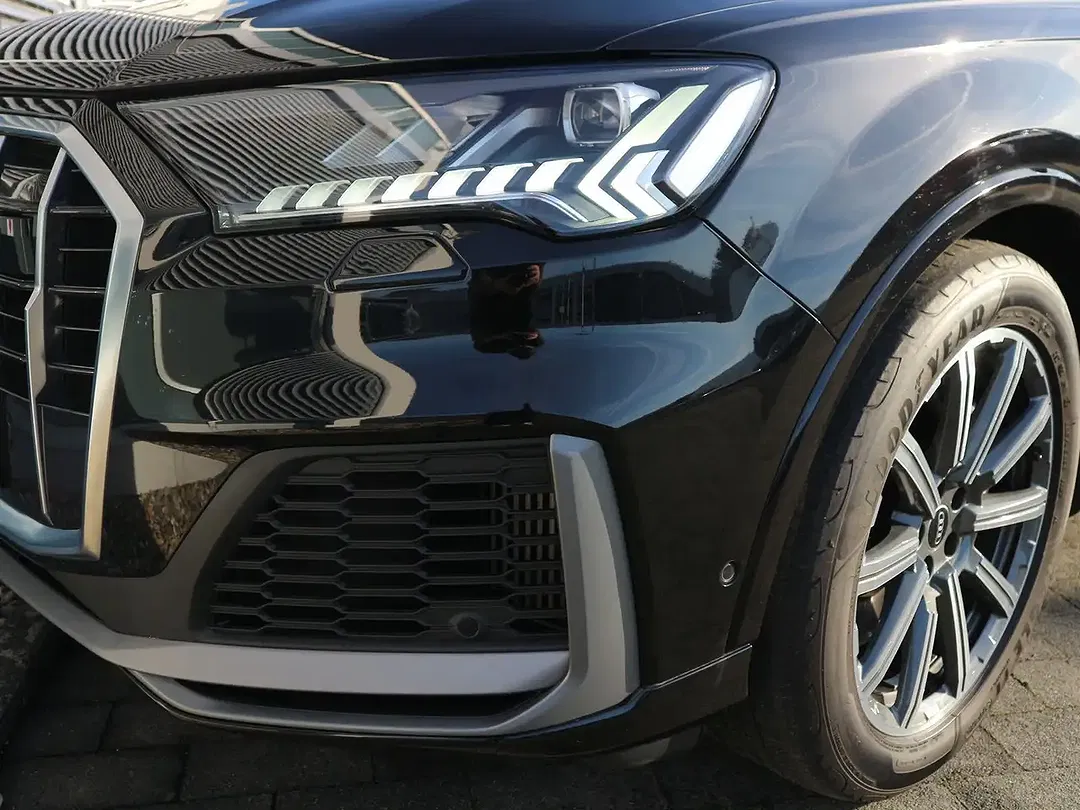Audi Q7 55 TFSI e quattro Matrix LED S line - Thumbnail 6