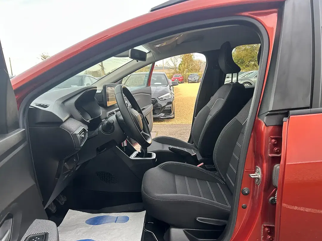Dacia Jogger TCe - Thumbnail 7