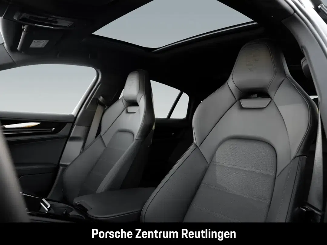 Porsche Panamera E-Hybrid - Thumbnail 5