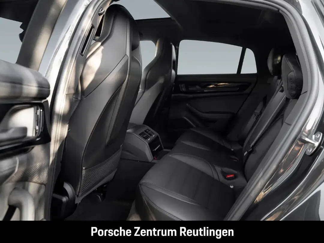 Porsche Panamera E-Hybrid - Thumbnail 6
