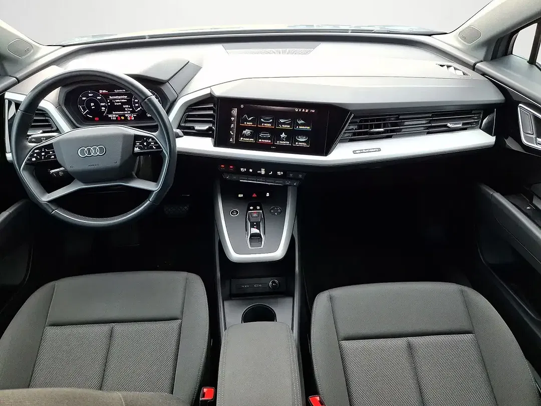 Audi Q4 e-tron 35 - Thumbnail 10