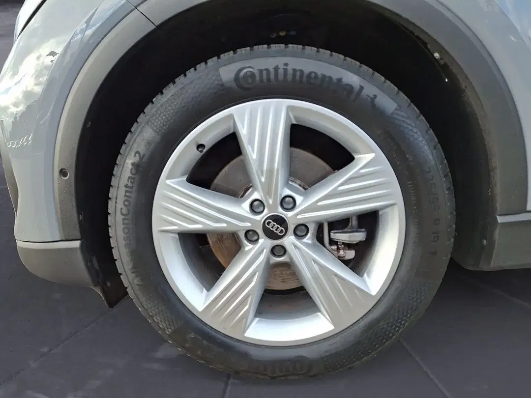 Audi Q4 e-tron 35 - Thumbnail 11