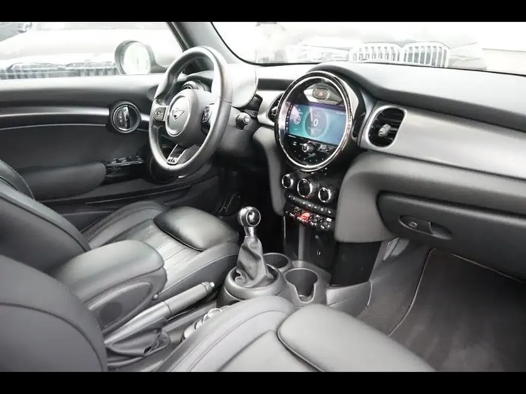 MINI Cooper Cabrio - Thumbnail 12