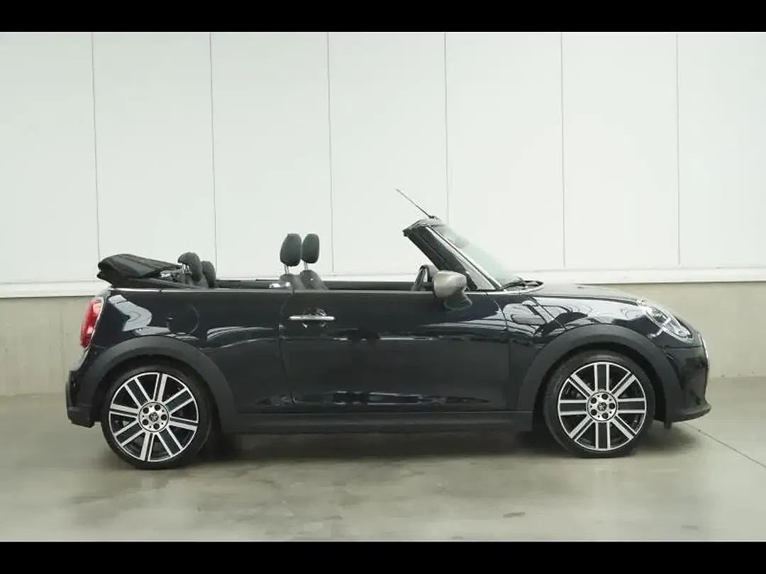 MINI Cooper Cabrio - Thumbnail 3