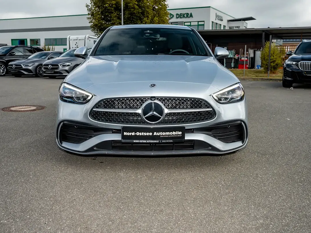 Mercedes-Benz C 180 AMG Edition - Thumbnail 4