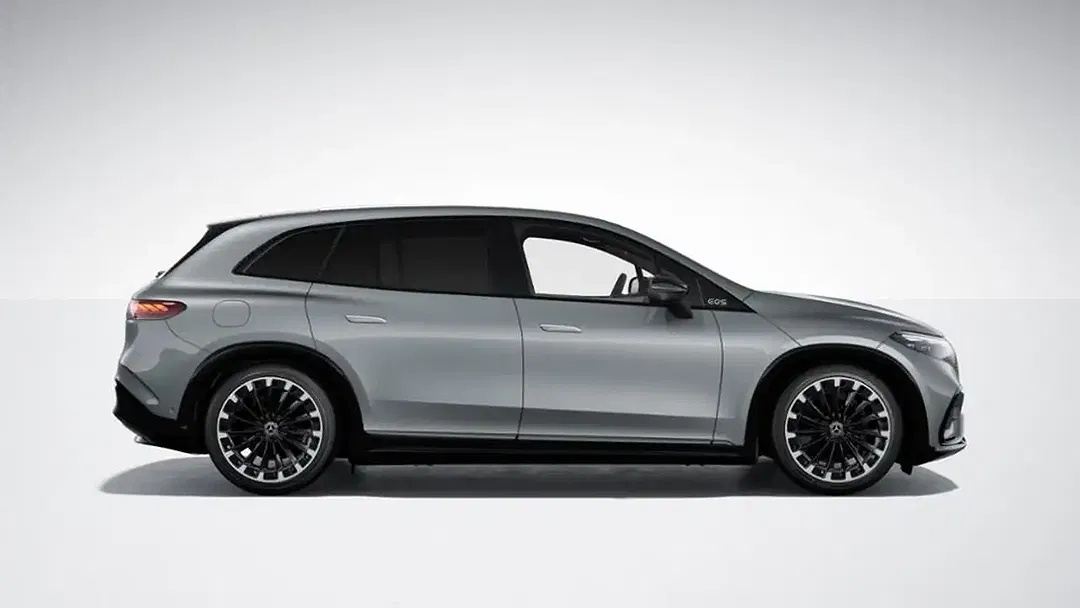 Mercedes-Benz EQS SUV 450 AMG Line Premium Plus - Thumbnail 4