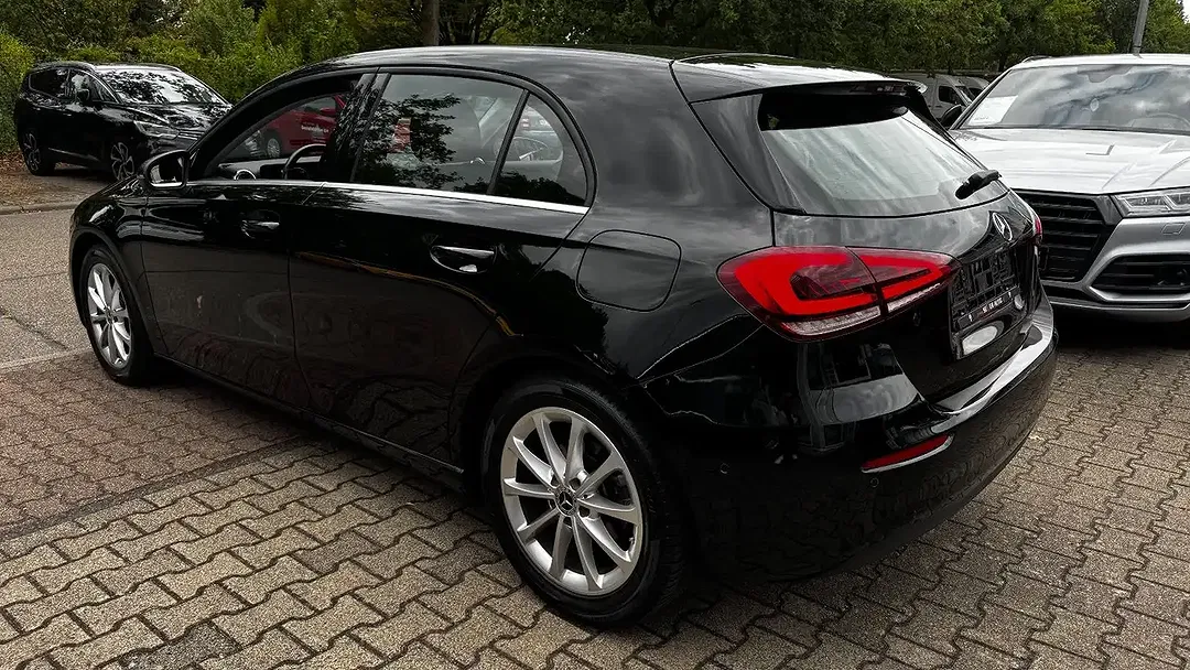 Mercedes-Benz A 180 - Thumbnail 4