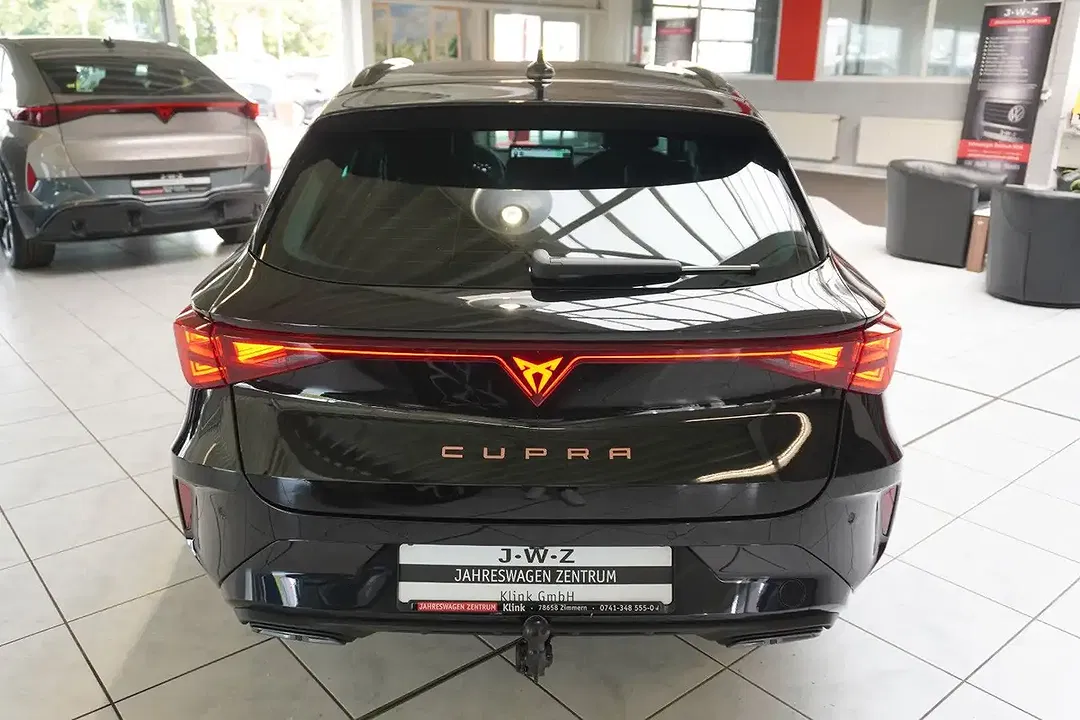 CUPRA Leon 2.0 TSI DSG 4Drive Sportstourer - Thumbnail 5