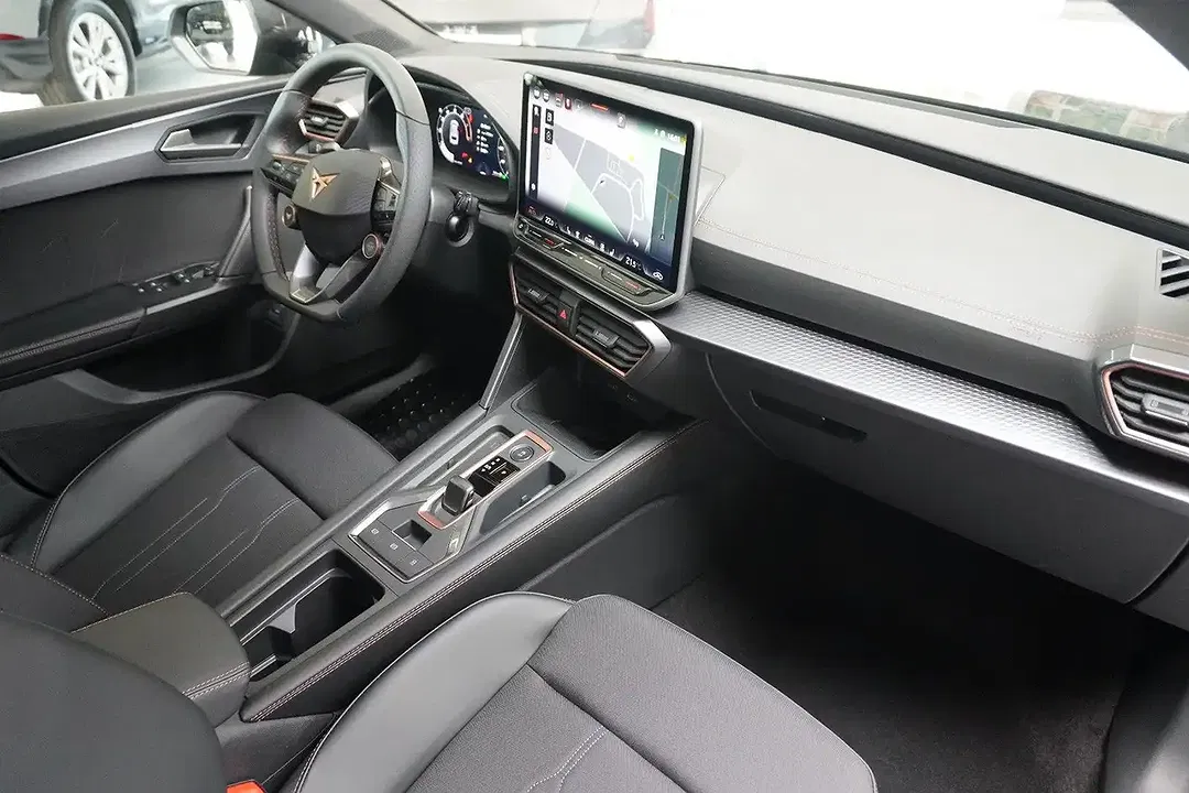 CUPRA Leon 2.0 TSI DSG 4Drive Sportstourer - Thumbnail 9