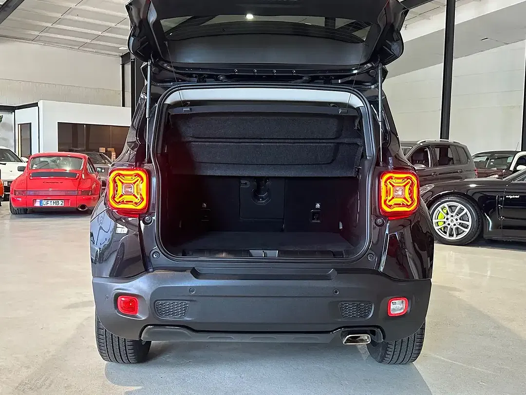 Jeep Renegade Limited - Thumbnail 12