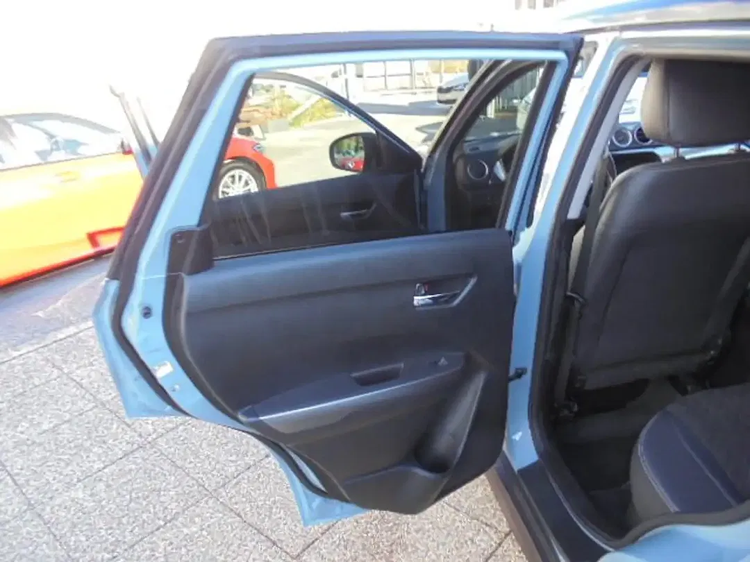 Suzuki Vitara Hybrid 1.4 AllGrip - Thumbnail 13