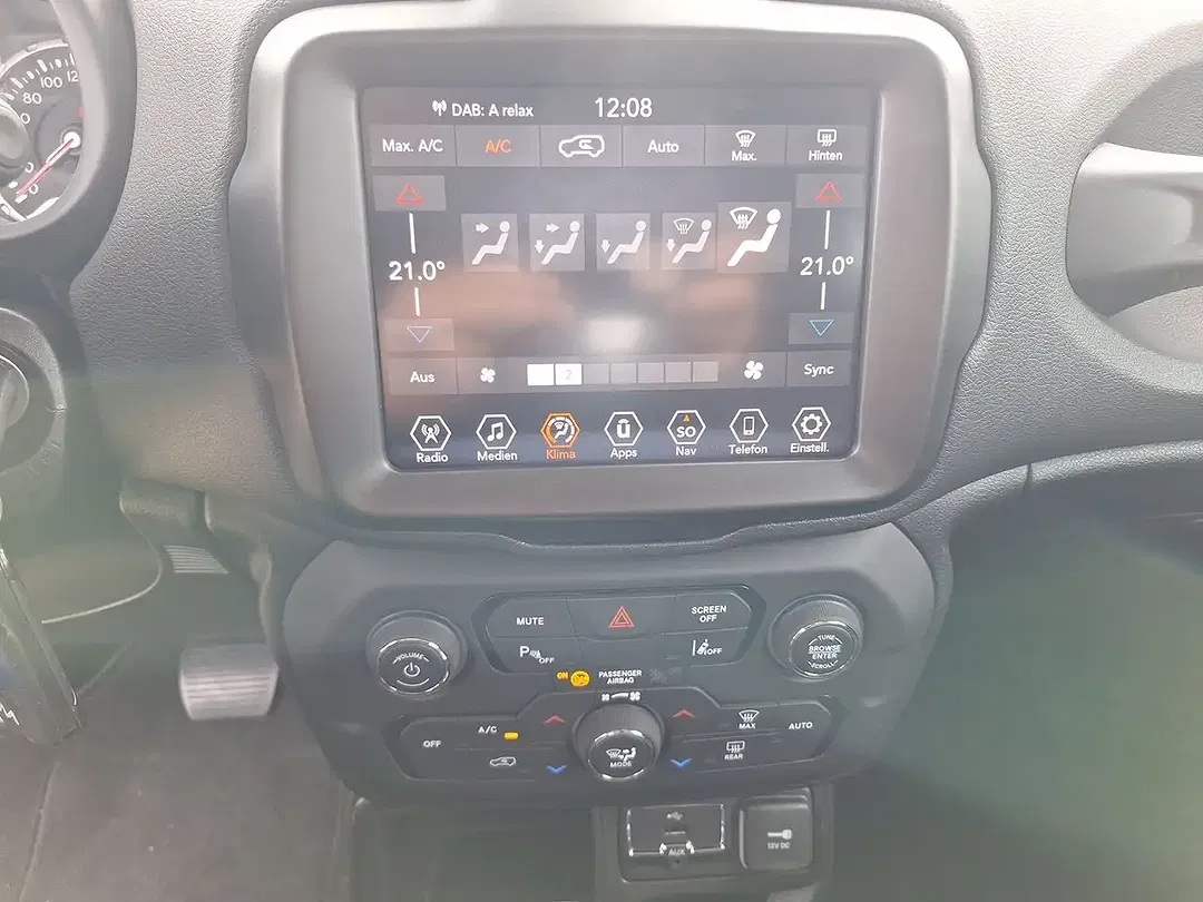 Jeep Renegade AUT Longitude - Thumbnail 8