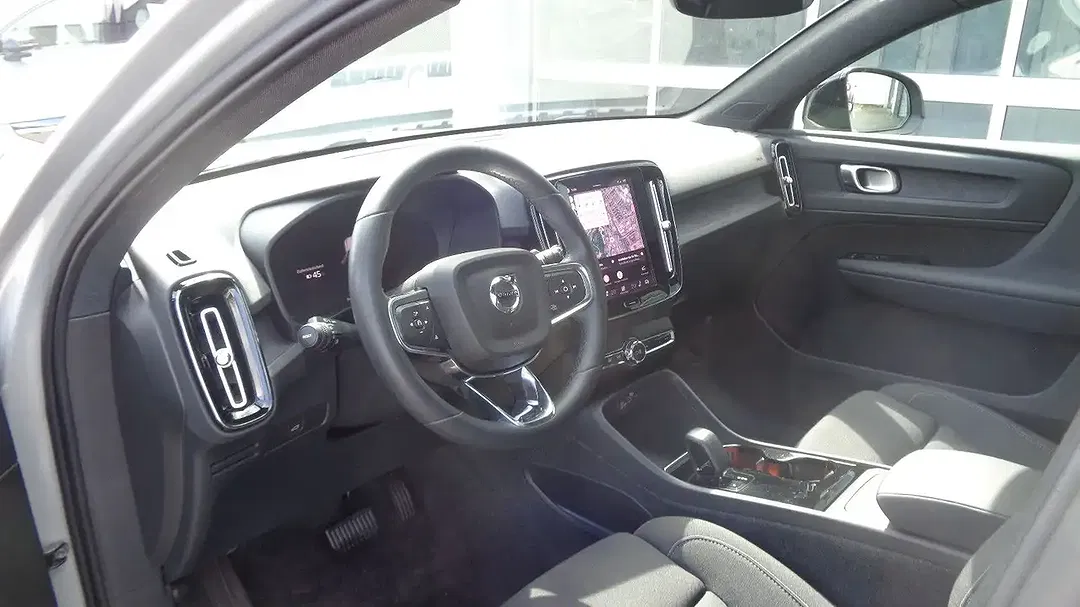 Volvo C40 EV Recharge Plus - foto 13