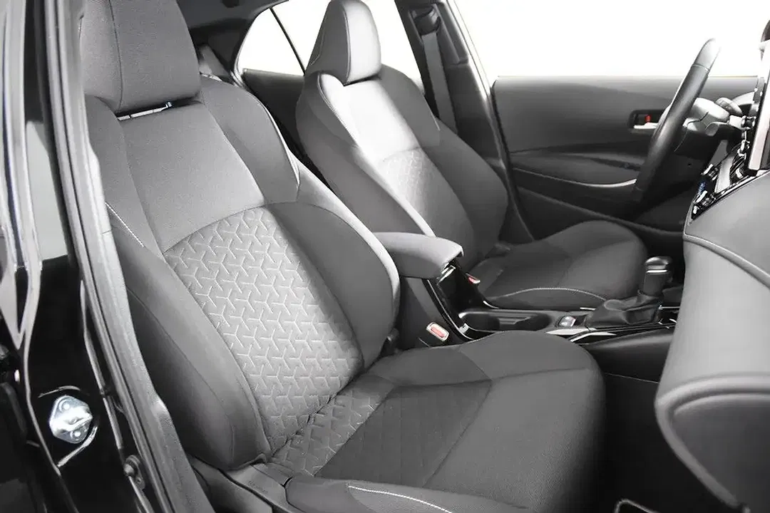 Toyota Corolla Hybrid - foto 2