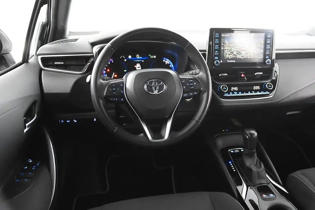Toyota Corolla Hybrid - Thumbnail 5