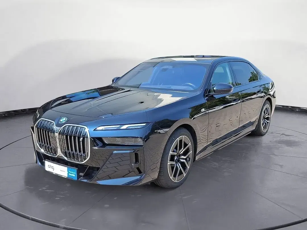 BMW i7 eDrive M Sport - Thumbnail 1