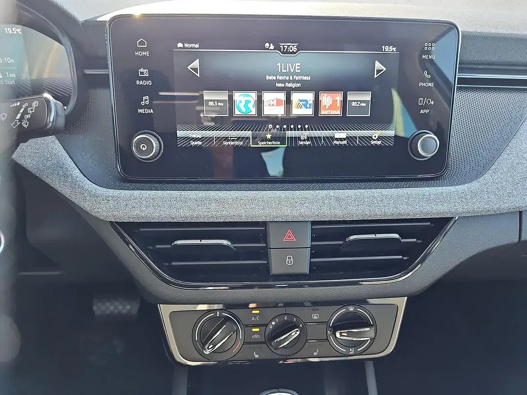 Skoda Kamiq 1.0 TSI DSG Selection Black - Thumbnail 12