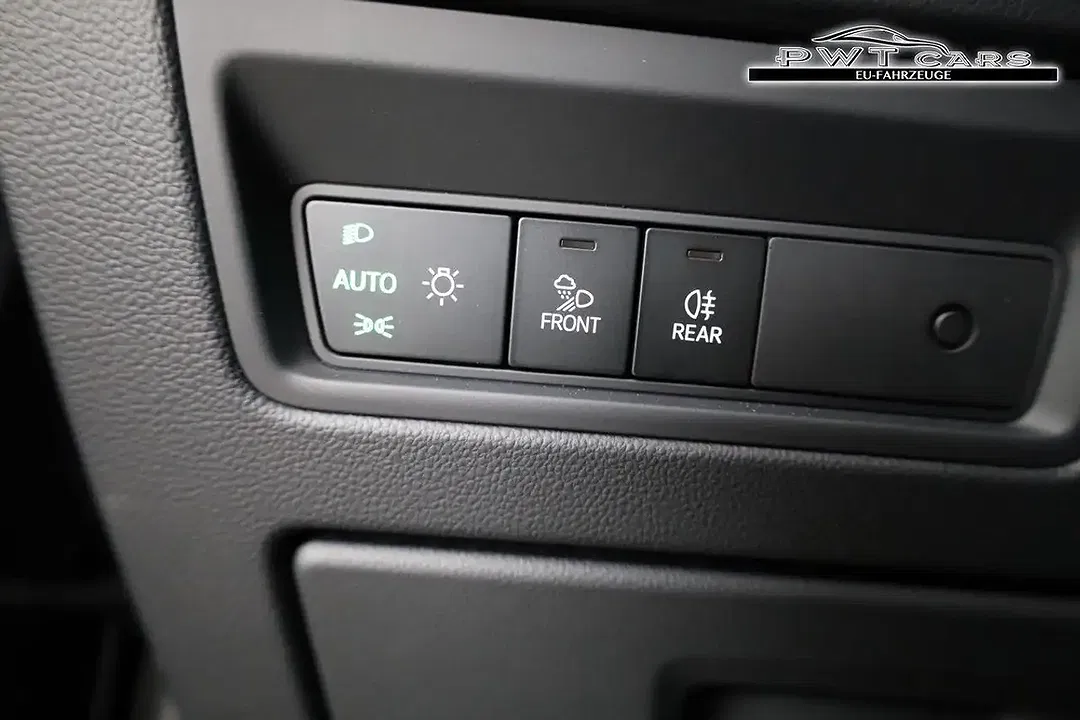 Volkswagen Touareg 3.0 V6 TDI 4Motion R-Line Edition - Thumbnail 8