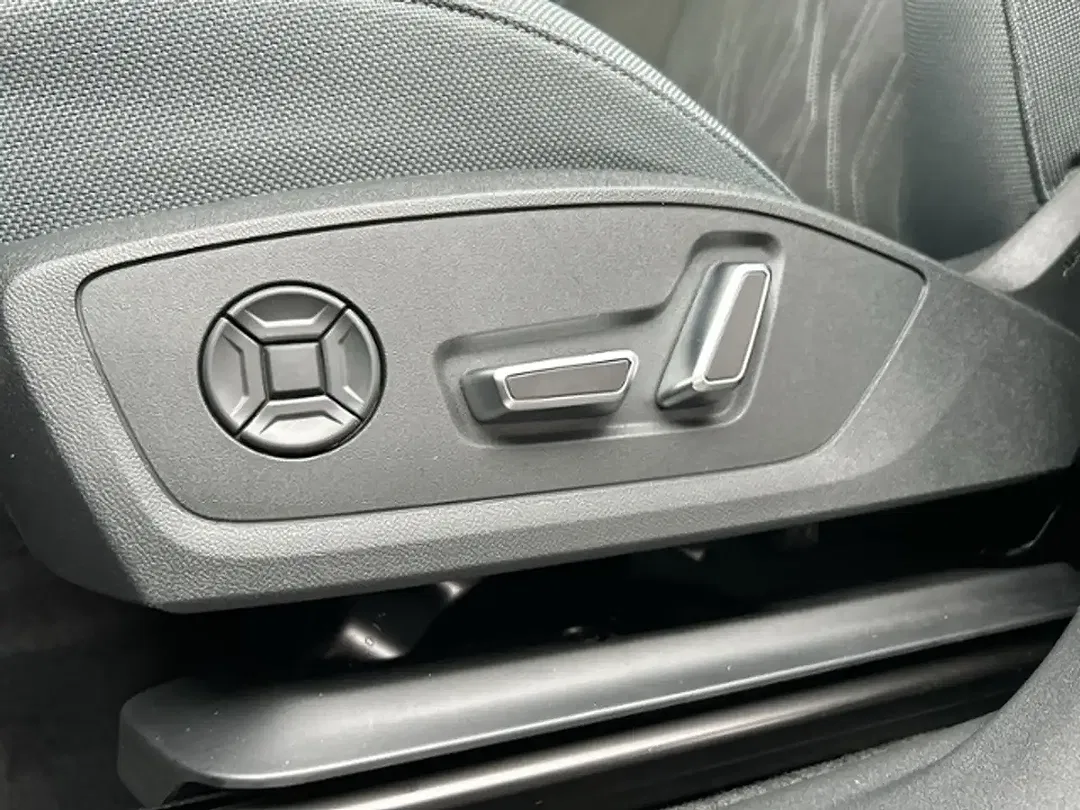 Audi Q3 2.0 TFSI S tronic quattro Sportback - Thumbnail 12