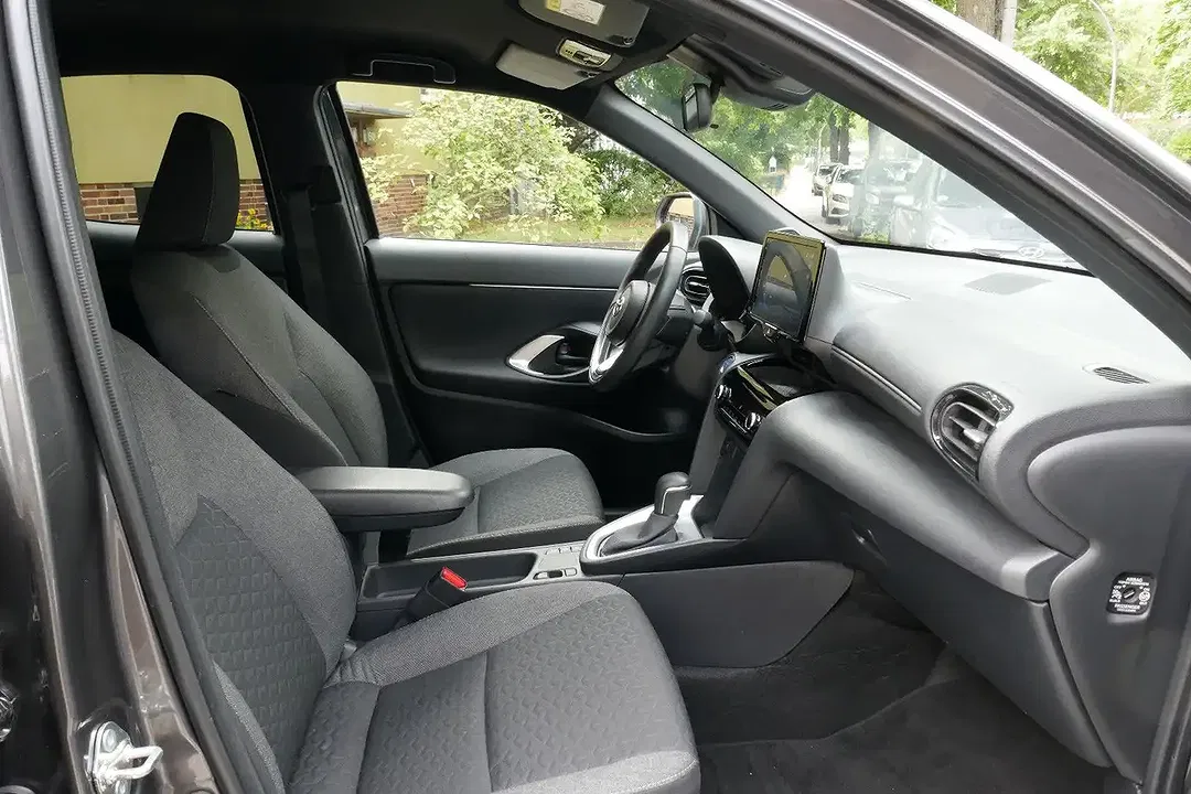 Toyota Yaris Cross Hybrid Team Deutschland - Thumbnail 11