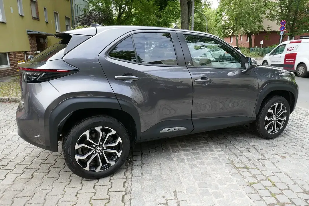 Toyota Yaris Cross Hybrid Team Deutschland - Thumbnail 4
