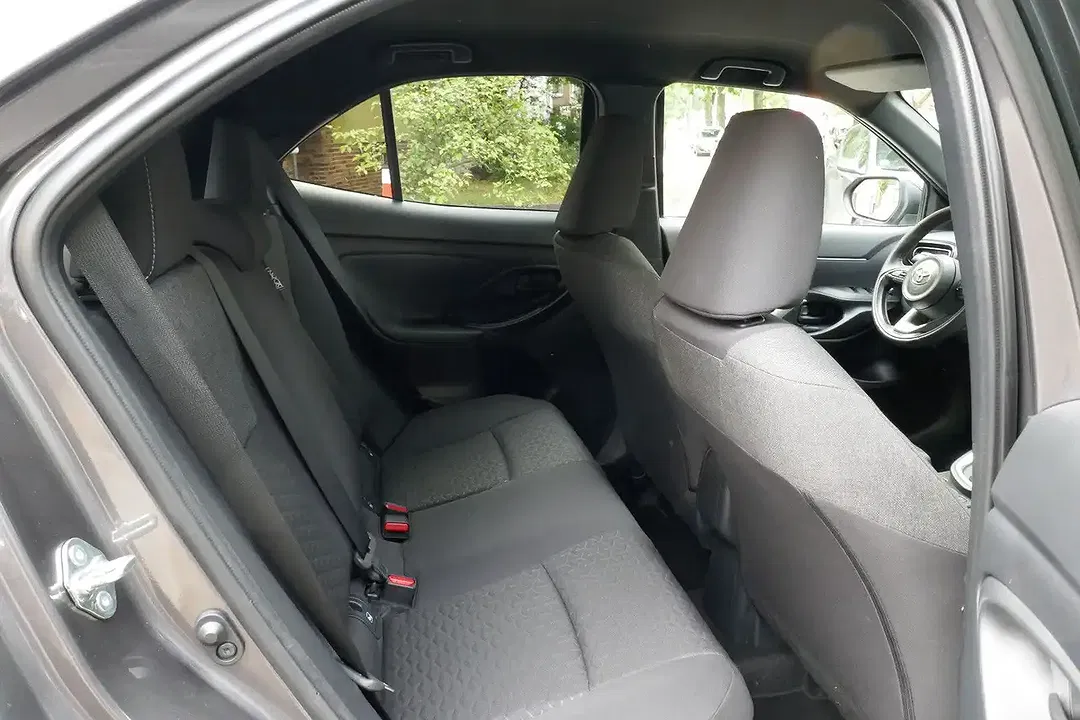Toyota Yaris Cross Hybrid Team Deutschland - Thumbnail 8