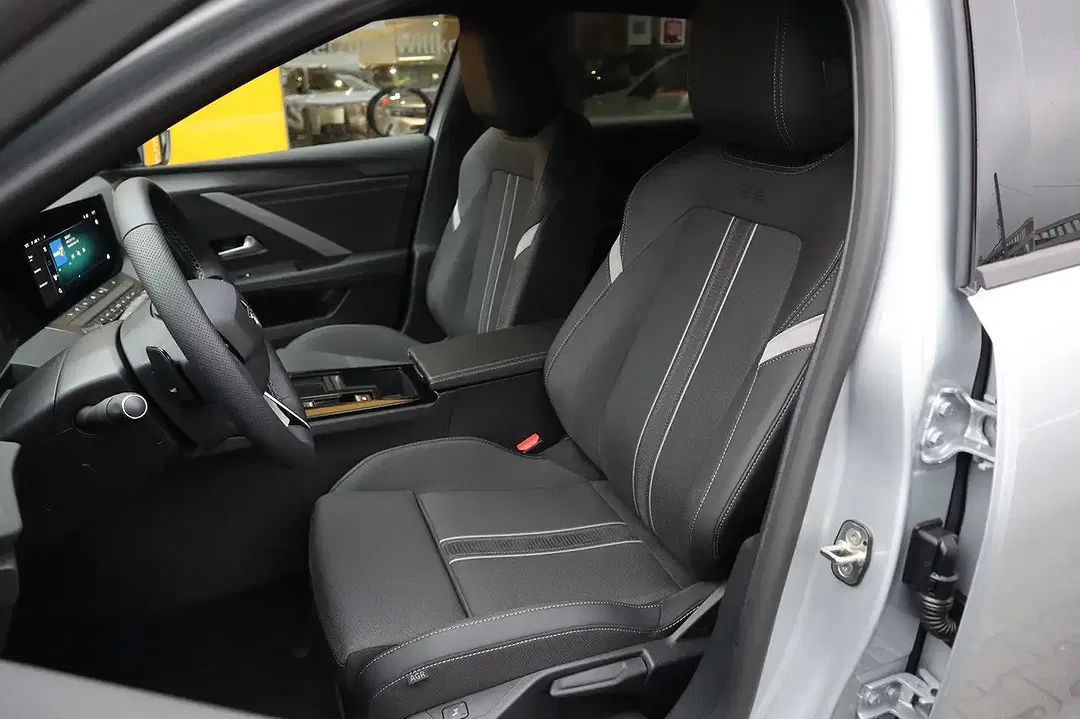 Opel Astra 1.2 GS - Thumbnail 4
