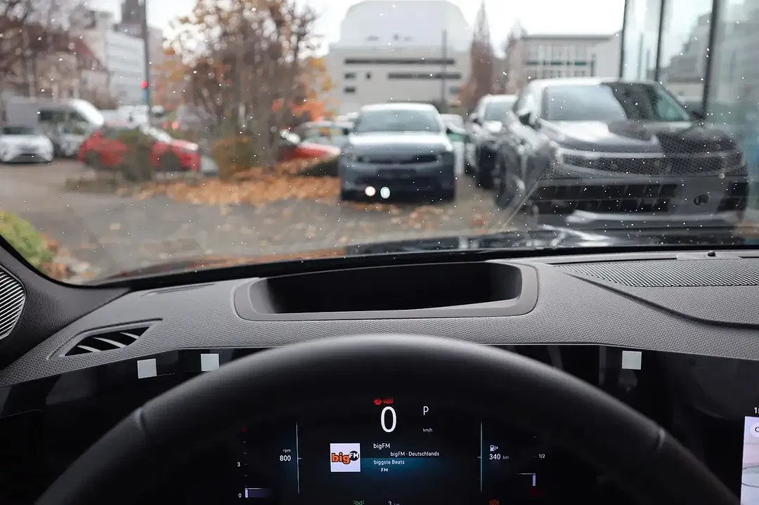 Opel Astra 1.2 GS Matrix LED - Thumbnail 12