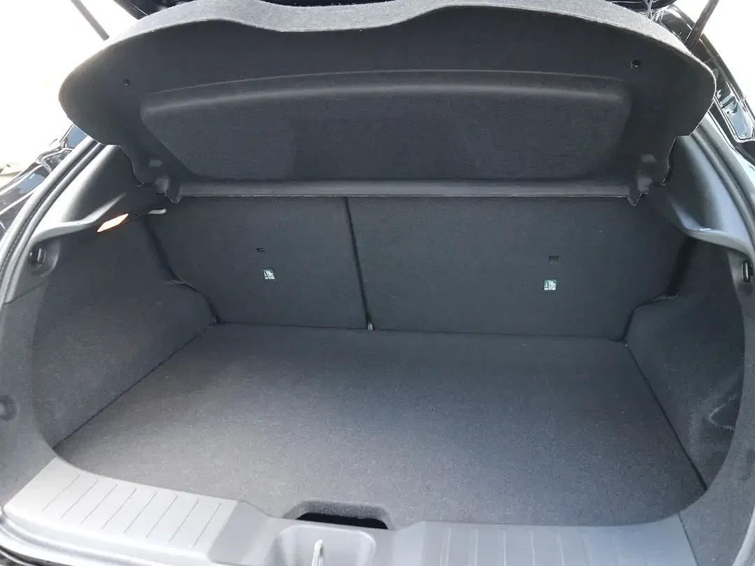 Nissan Juke 1.6 Hybrid 4AMT N-Connecta - foto 24