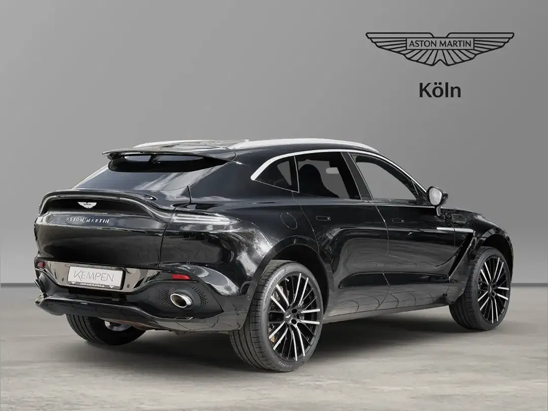 Aston Martin DBX - Thumbnail 4