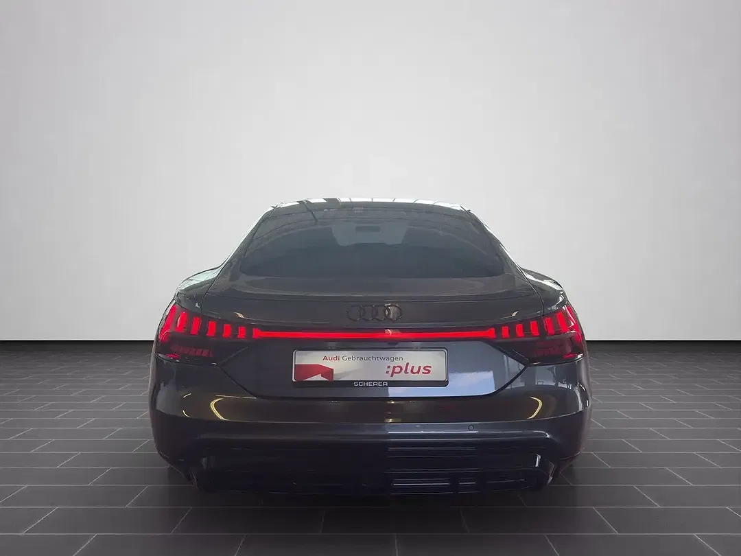 Audi e-tron GT Matrix LED - Thumbnail 6