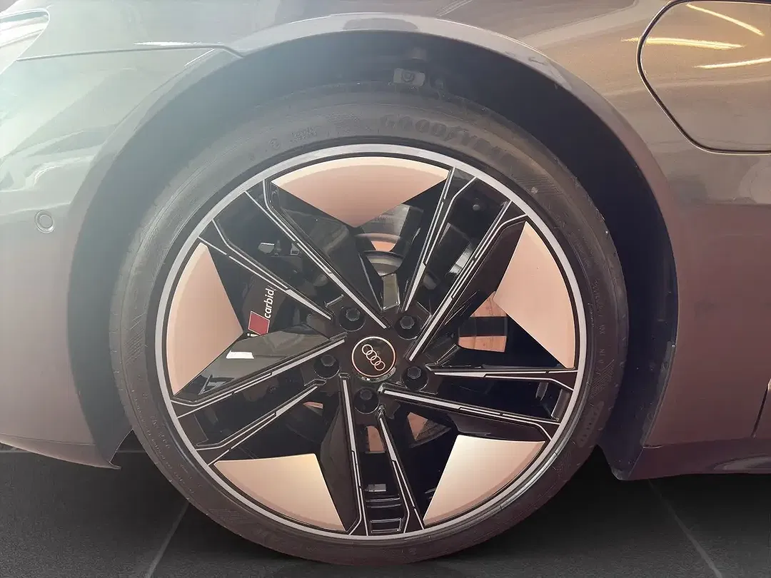 Audi e-tron GT Matrix LED - Thumbnail 8