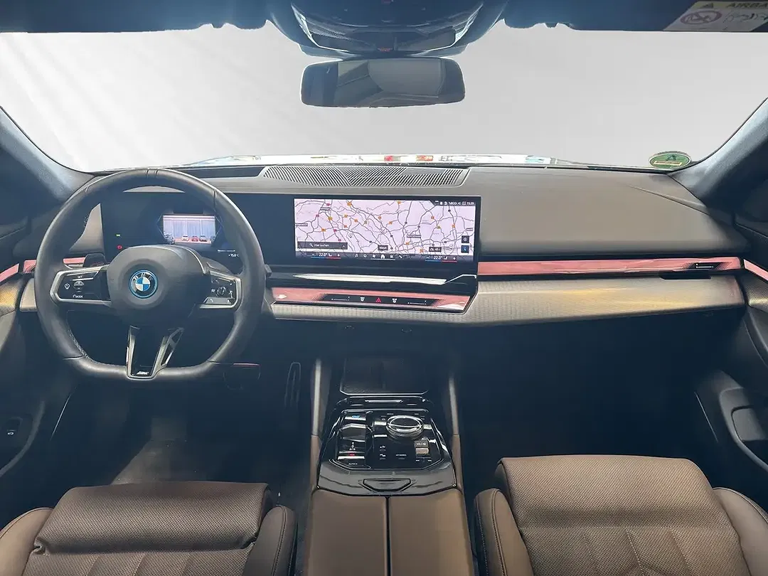 BMW i5 eDrive M - Thumbnail 6