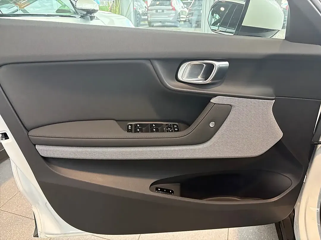 Polestar 2 82 kWh Long Range Dual Motor - Thumbnail 11