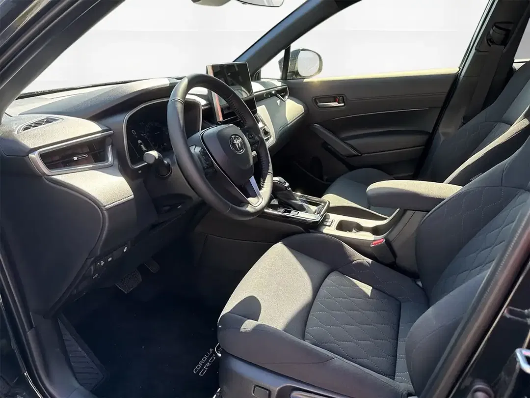Toyota Corolla Cross Hybrid Teamplayer - Thumbnail 8
